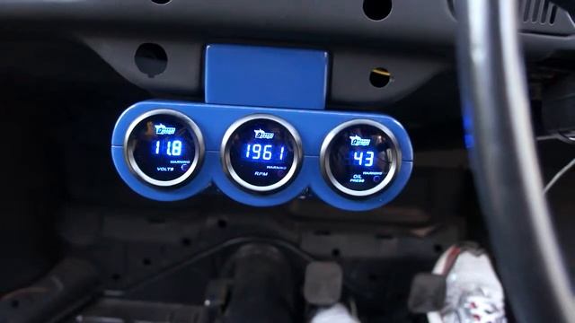 VW Beetle Custom Gauge Pod Testing смотреть онлайн
