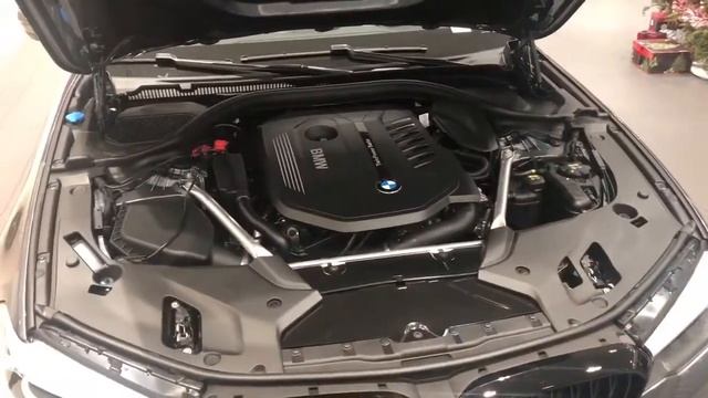 2019 BMW 540i смотреть онлайн