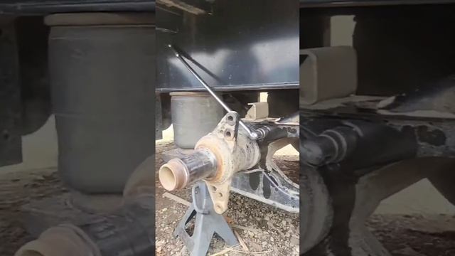 Koluman на замену ступицы и амортизаторов