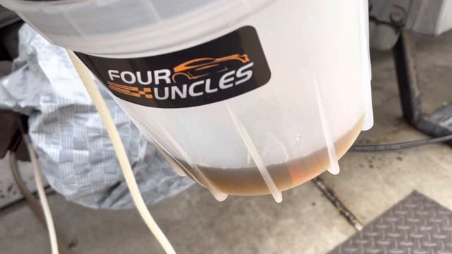 Vacuum Brake Bleeder смотреть онлайн