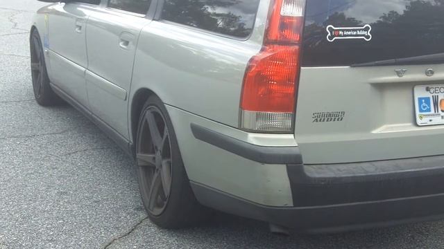 V70 T5 Straight Pipe Sounds Pt 2 смотреть онлайн