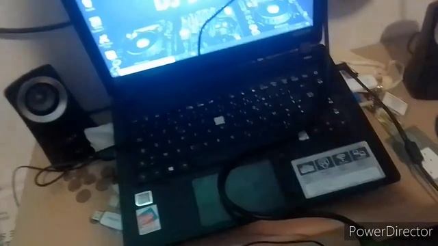unboxing et explications du contrôle en DMX de la lyre led Moving head spot Gobo de la marque U Kin смотреть онлайн