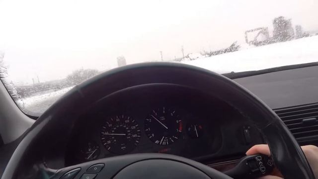 2003 BMW 525i Sport 5spd - Acceleration, Driving and Tour смотреть онлайн