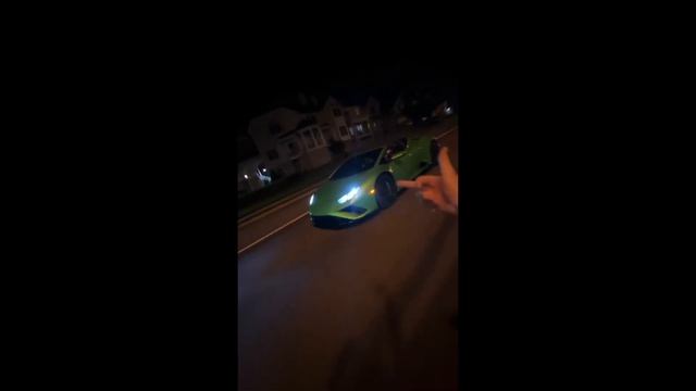 3 Days With a Lamborghini Huracan Evo Spyder in New Jersey смотреть онлайн