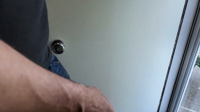How To Replace A Door Knob смотреть онлайн