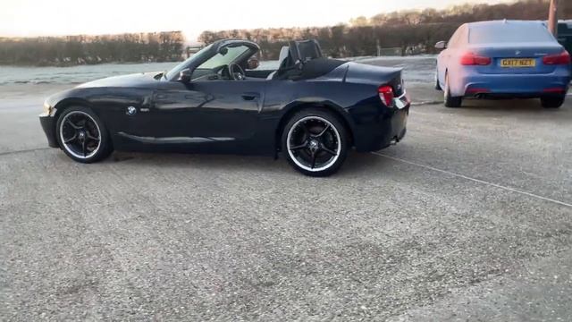 BMW Z4 black for sale @ auto 2000 Epping смотреть онлайн