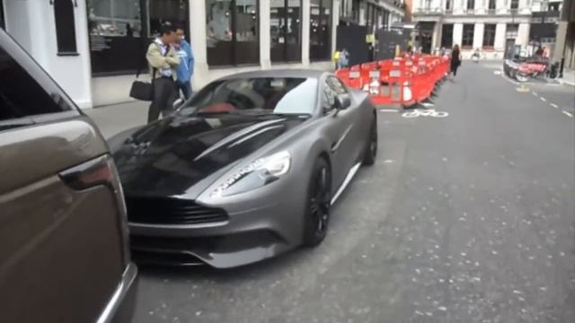 LONDON BABY! | My first ever vlog! смотреть онлайн