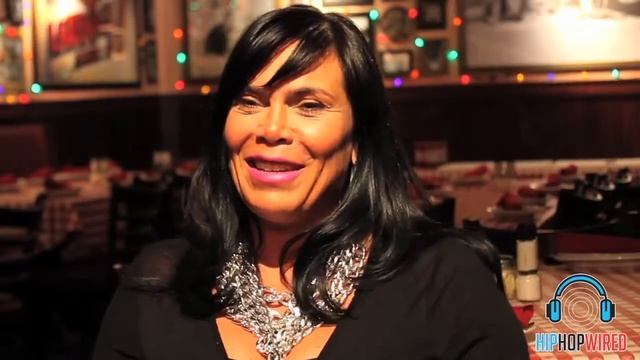 Renee Graziano Talks Styling 50 Cent & Jay Z смотреть онлайн