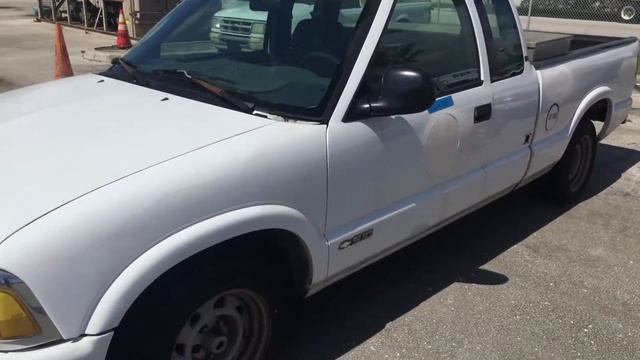 Lot # 106 1997 Chevy S-10 Extended Cab смотреть онлайн
