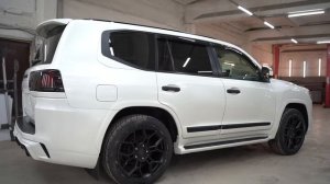 Самая чёткая переделка в стиль Land Cruiser 300 из 200