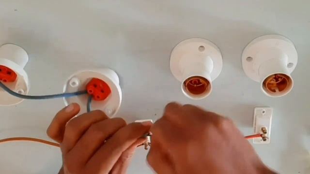 4 Switch, 4 Bulb 💡 Holder Wiring Connection || बिजली बोर्ड वायरिंग смотреть онлайн