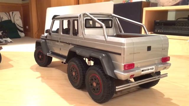 AutoArt Mercedes AMG 6x6 1:18 Review. смотреть онлайн