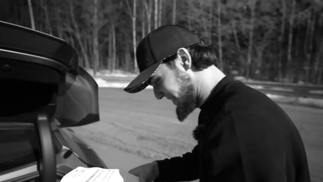 гонка M5f90 против M8