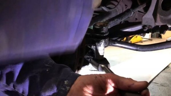 Lancia Delta Integrale steering rack removal. Part 1