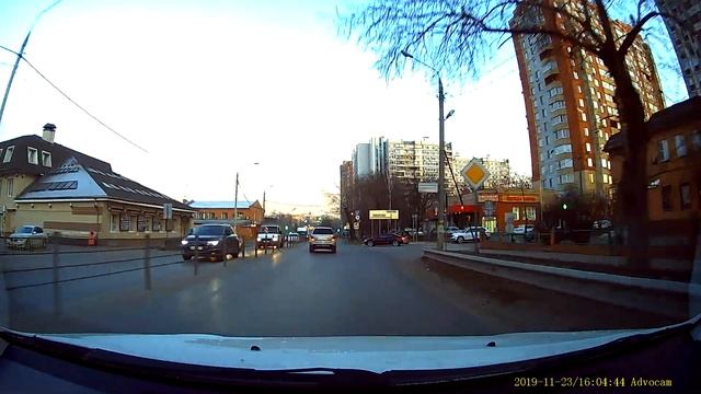День - AdvoCam A101 смотреть онлайн