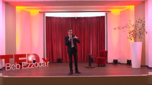 L'image de marque et force des reseaux | Rassim Benghanem | TEDxBebEzzouar смотреть онлайн