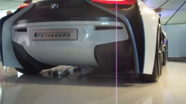 BMW Vision EfficientDynamics смотреть онлайн