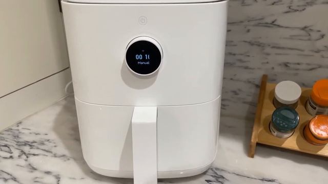 Bolinhos de Bacalhau na Mi Smart Air Fryer. смотреть онлайн