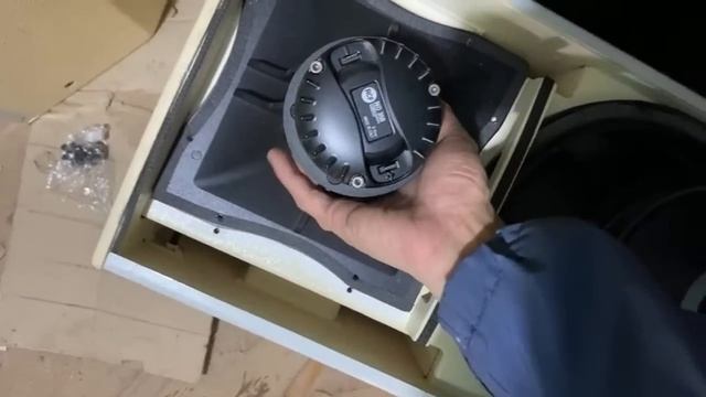 Đừng bao giờ mua loa RCF nếu các không biết điều này... Rẻ 1 đồng, hối hận cả đời... смотреть онлайн