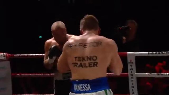 Тяжелейший нокаут в бою Лоди - Хаапойя/Tamas Lodi knock Juho Haapoja смотреть онлайн