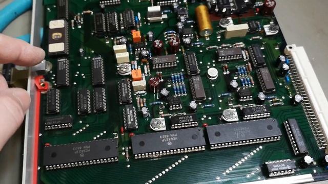 Schlumberger Stabilock 4040 0.4 to 990Mhz repair power supply teardown (part 1) смотреть онлайн