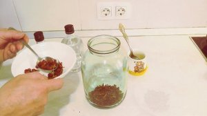 Как учили нас деды, как учили отцы. Кедровая настойка. Научу за 4 минуты.