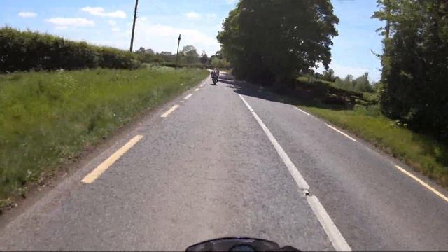K1300R vs CBR1000RR смотреть онлайн