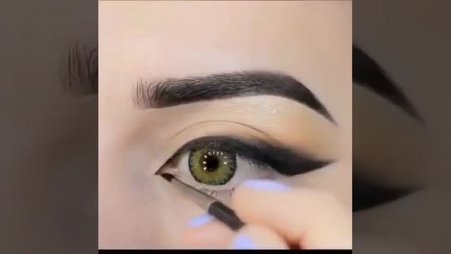 Макияж! Учимся правильно растушевывать стрелочку! смотреть онлайн