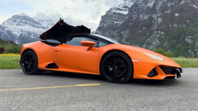 Lamborghini Huracan Evo Spyder Car Review