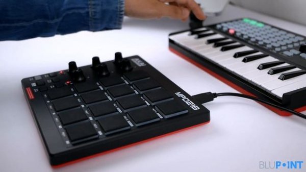 Akai Pro MPD 218 (Demo)