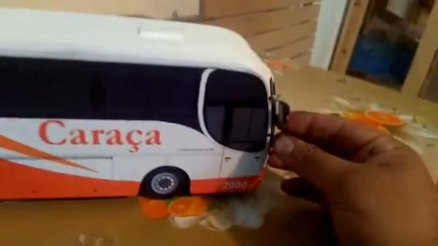 Miniatura ônibus Comil .caraça смотреть онлайн