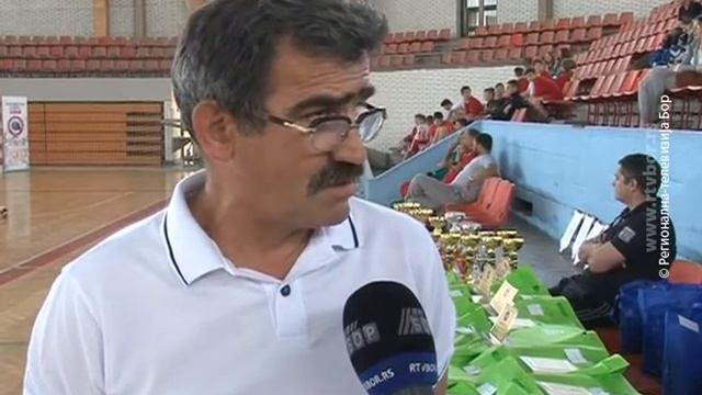 Mini liga rukometa u Boru, 11. jun 2016. (RTV Bor) смотреть онлайн