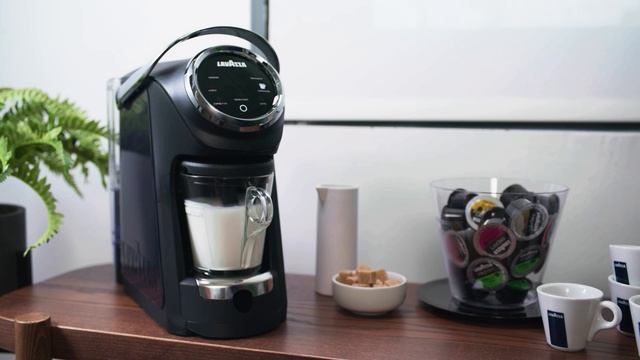 MORE THAN ITALIAN - Try The Ultimate One Touch Barista смотреть онлайн