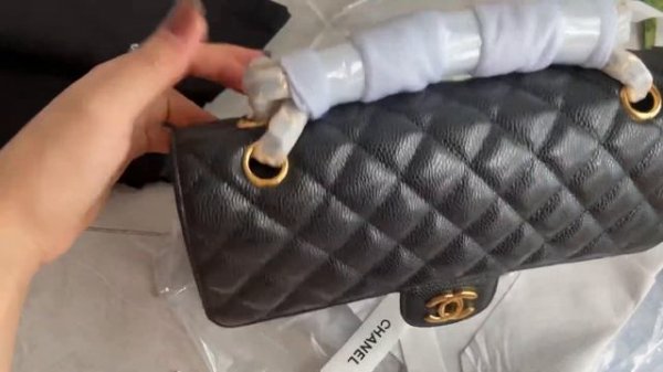 Unboxing Review Original Version Chanel Classic Flap Learher  Bags Medium In Black All Details