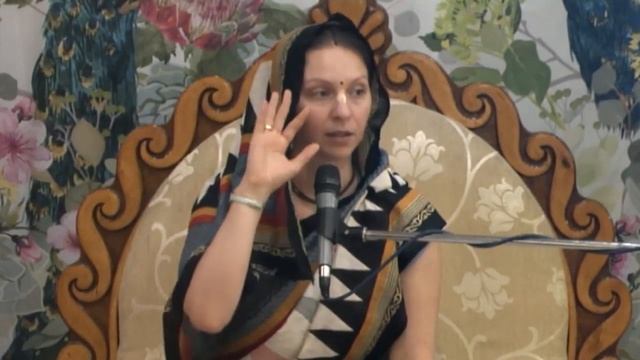 Сулакшана Гопи деви даси - 2019.08.14 - Бг 6.41-42 смотреть онлайн