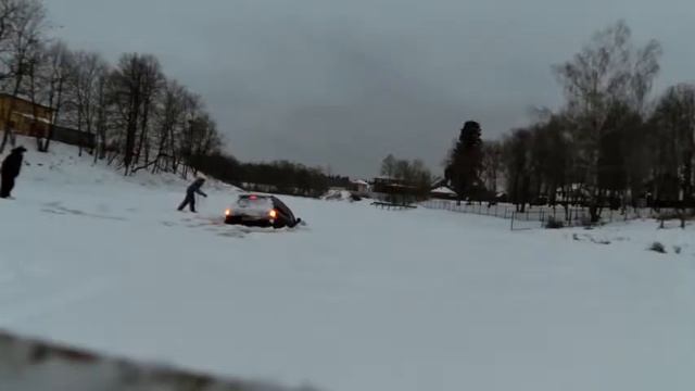 Мудак утопил крузак