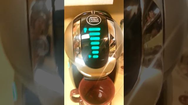 NESCAFÉ Dolce Gusto Genio смотреть онлайн