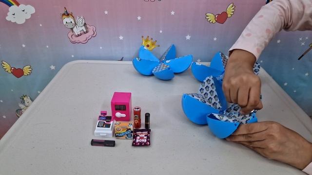 5 Surprise Mini Brands Series 3 Frozen Moments Unboxing смотреть онлайн