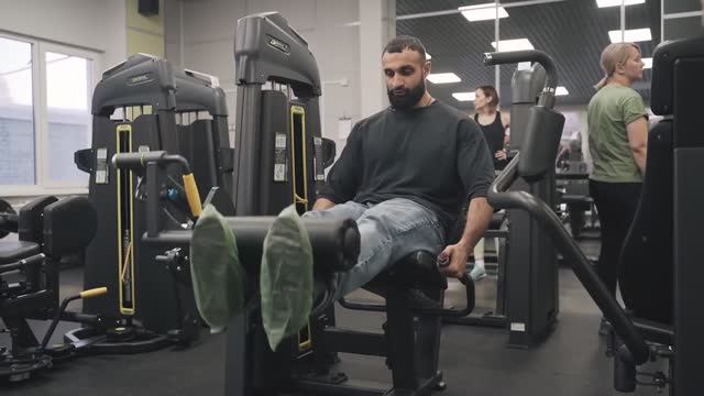 Обзор тренажера DHZ серии Evost E 10002B смотреть онлайн