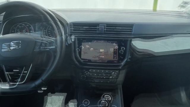 SEAT Ibiza 1.0 TSI FR 115 CV смотреть онлайн