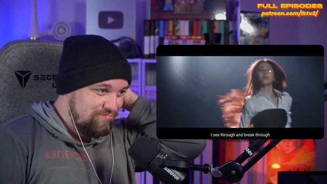 LE SSERAFIM (르세라핌) - 'Smart' MV Is INSANE | REACTION смотреть онлайн