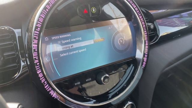 How to configure speed warning on MINI смотреть онлайн