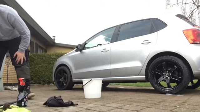 Volkswagen Polo 6R 1,6TDI Timelaps Carwash Video Danish Streetcar (Car Life In Motion ) смотреть онлайн