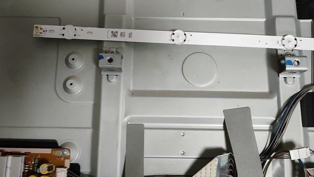 😢 ШОК! СИНИЙ ЭКРАН ТВ LG? ПРИЧИНА. КАК ПОДОБРАТЬ ДЕТАЛЬ ПРАВИЛЬНО? НЕ БЕРИ LG. смотреть онлайн