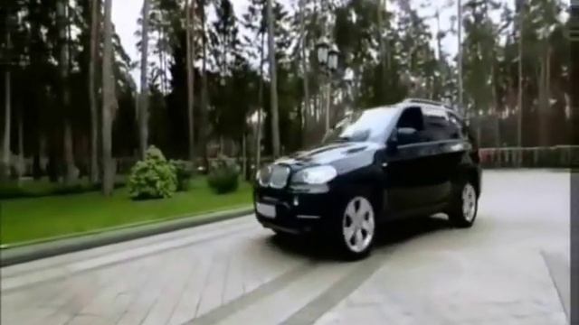 Медведев рекламирует BMW смотреть онлайн