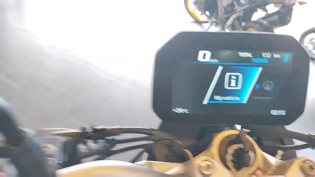 BMW F900R - India Launch detailed #bikes #review@C&B A and #testride смотреть онлайн