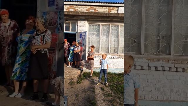 "Трактористы" Поет Тимофей Митрофанов смотреть онлайн