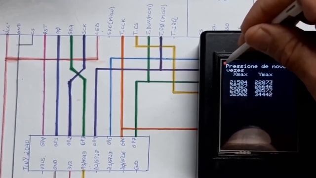 Controlando o Tiny RP2040 com Display, SD e Touchscreen ► Aula 52 смотреть онлайн