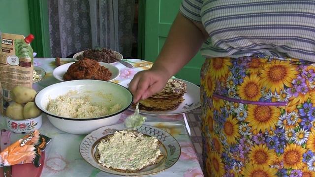 У матушки Елизаветы Готовим кабачковые торты с разной начинкой смотреть онлайн