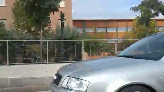 Audi A6 C5 1.8 T QUATTRO en movimiento 1 смотреть онлайн